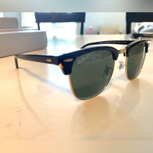 Ray-Ban RB3016 Polarized Sunglasses 990/58 Tortoise G-15 Size 51mm 51-145 W/Case